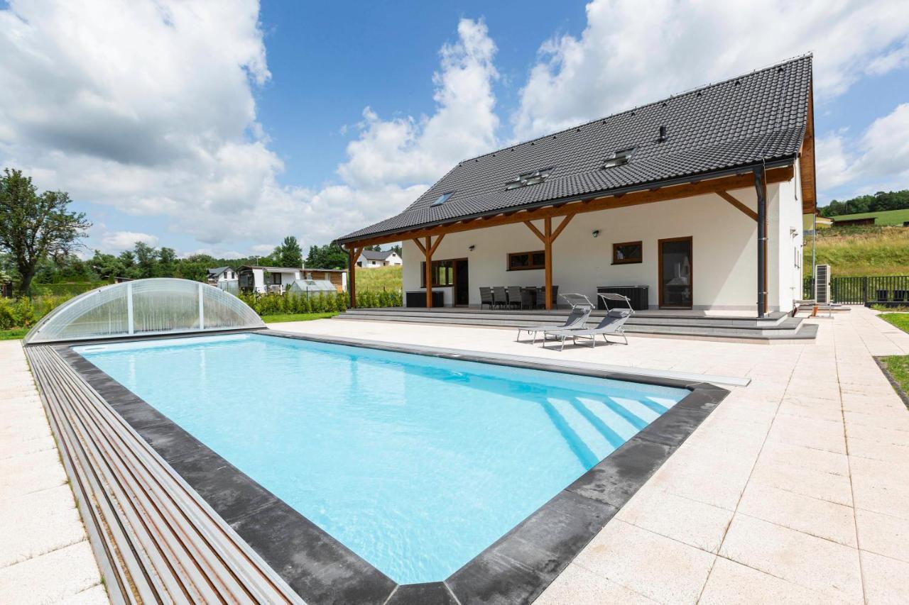 Holiday House Adam Prosecne Ngoại thất bức ảnh