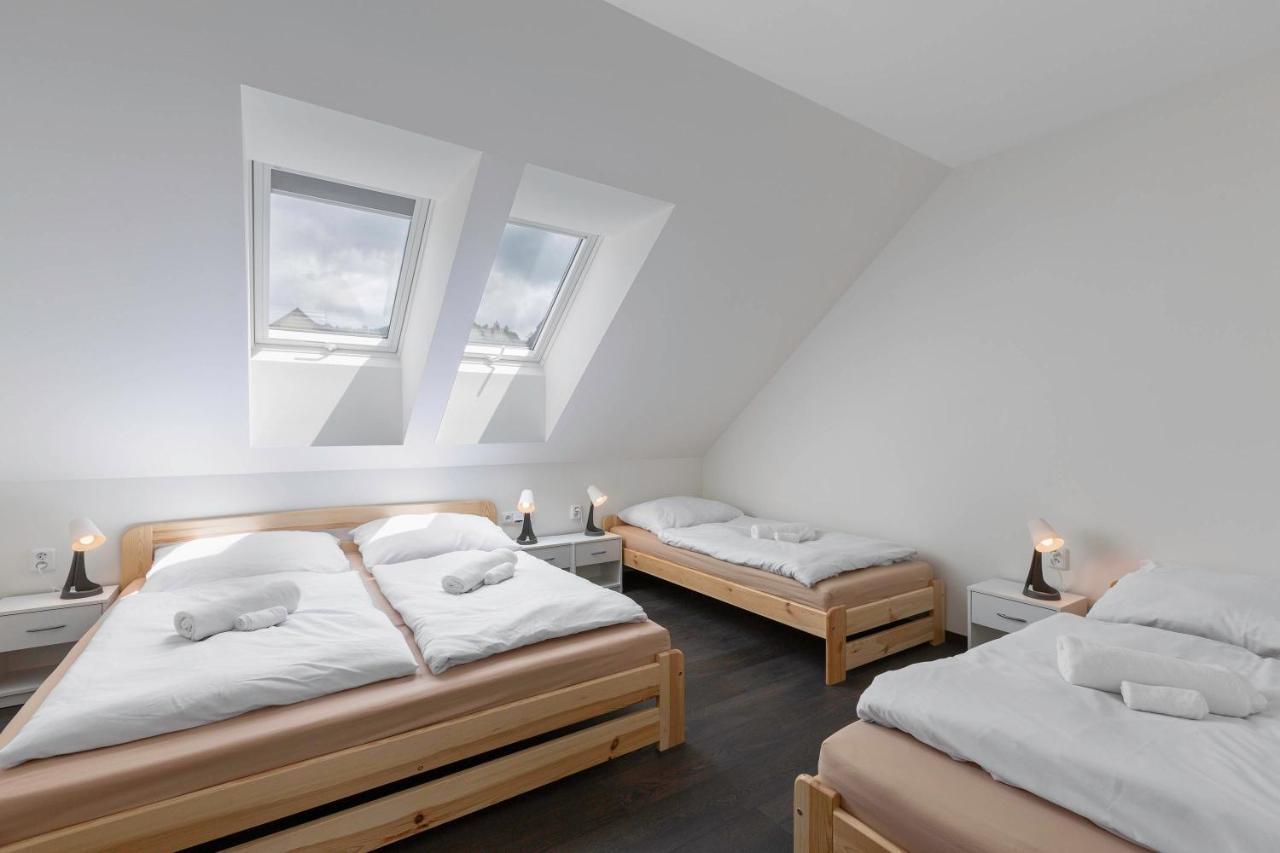 Holiday House Adam Prosecne Ngoại thất bức ảnh