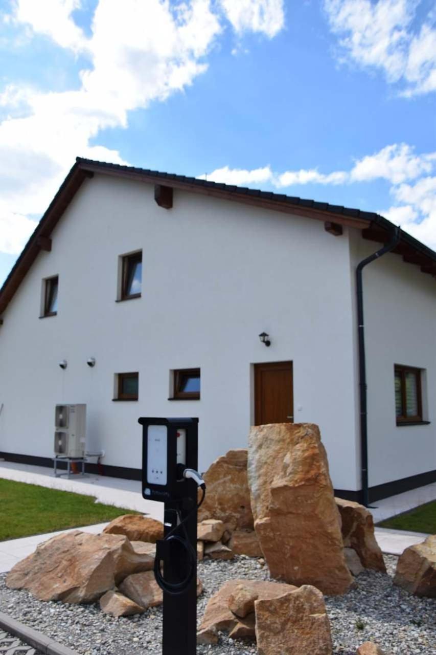 Holiday House Adam Prosecne Ngoại thất bức ảnh